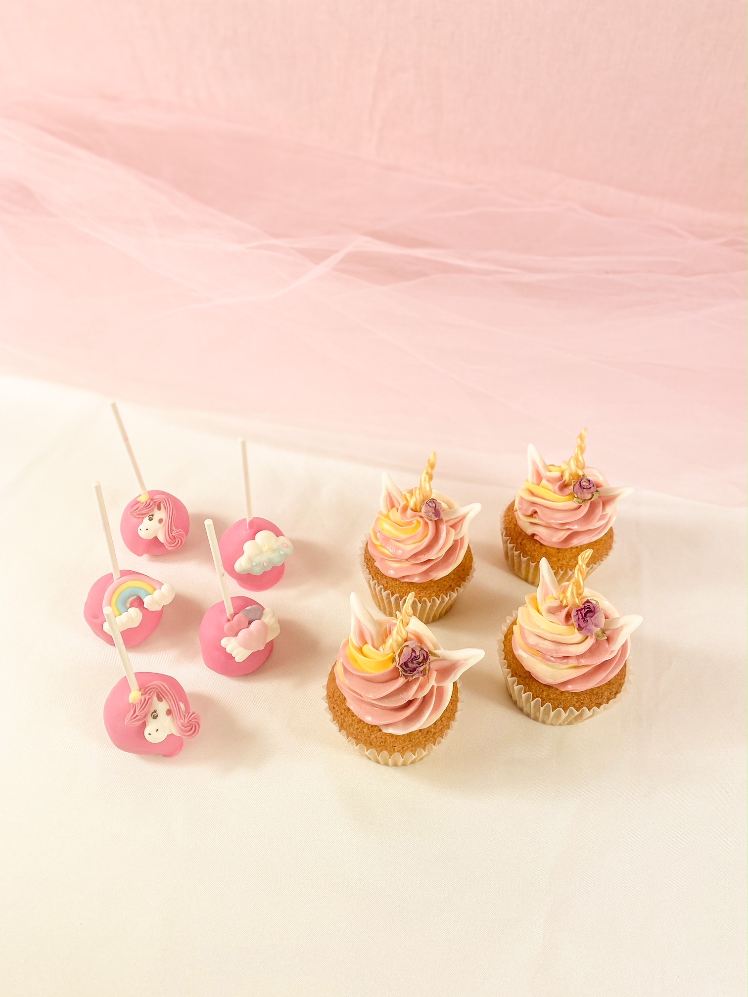 Cakepops e Cupcake Compleanno bambina - Cake e Biscotti