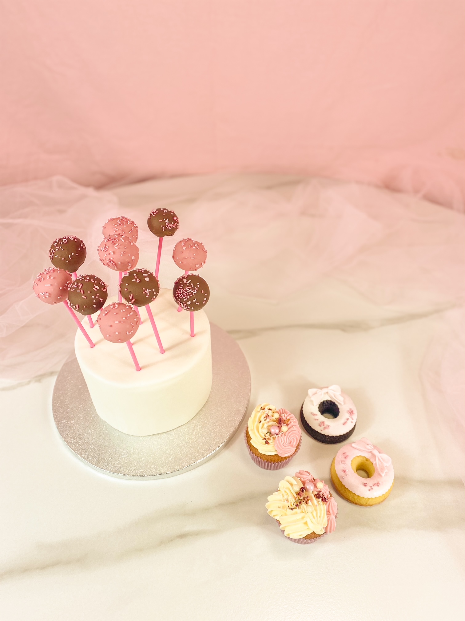 Sweet Table Cakepops Ciambelline e Cupcake